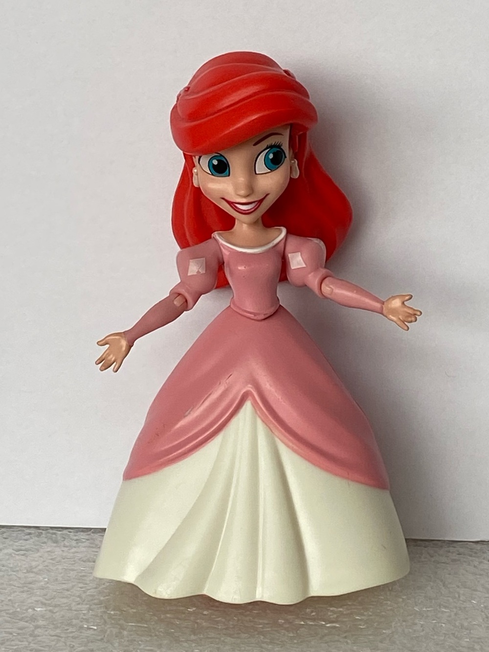Disney Princess Ariel Poseable Figure 5" Tall
Comic Collection Hasbro 2017 Toy